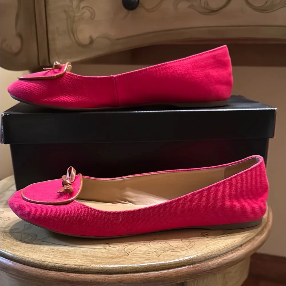 Talbots Azalea “Jaime”  Flats with Bow - Picture 2 of 6